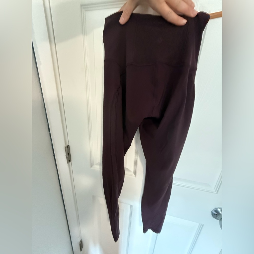 Lululemon high rise leggings - lace on the sides - Picture 2 of 9